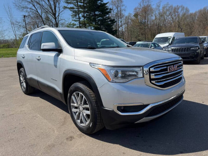 2017 GMC Acadia SLE-2