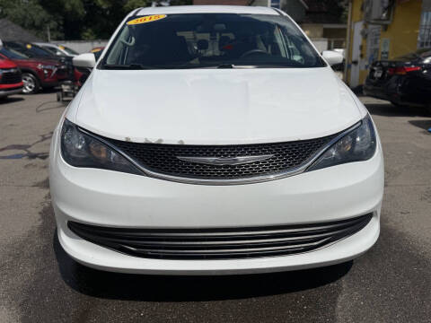 2018 Chrysler Pacifica LX