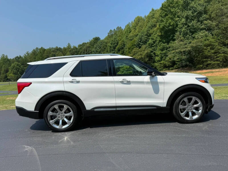 2020 Ford Explorer Platinum