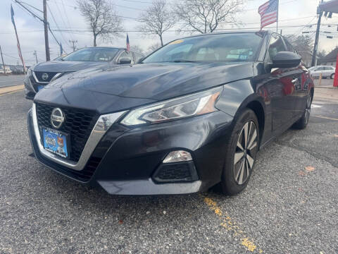 2022 Nissan Altima for sale at AUTORAMA SALES INC. in Farmingdale NY