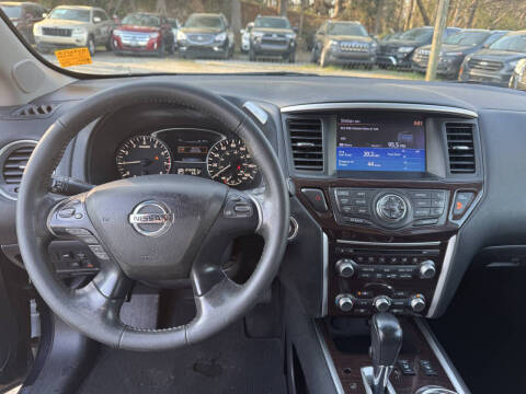 2015 Nissan Pathfinder SL