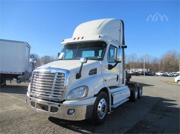 2016 Freightliner Cascadia