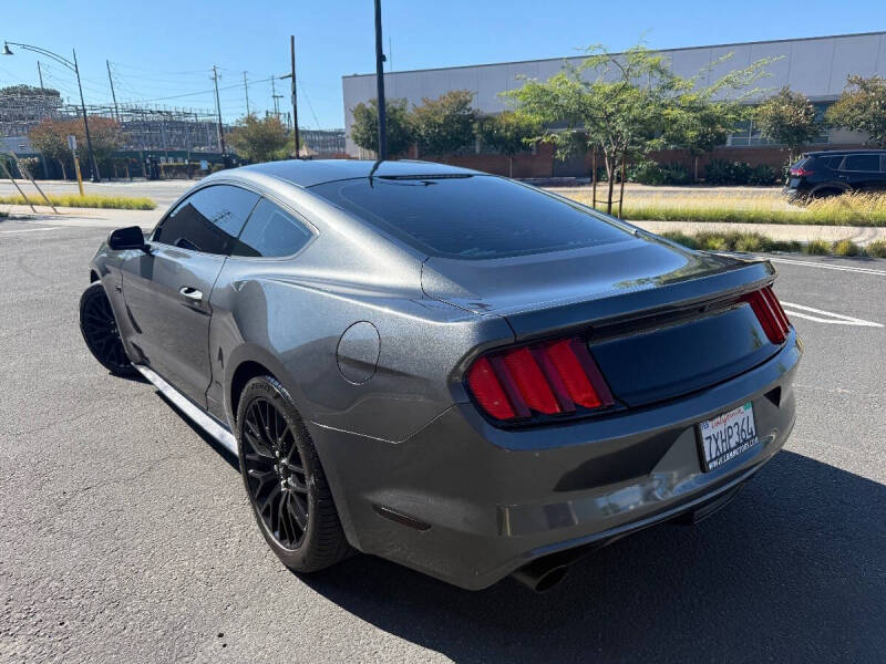 2017 Ford Mustang GT
