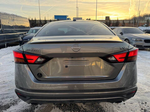 2023 Nissan Altima 2.5 SV