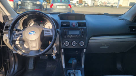 2015 Subaru Forester 2.5i