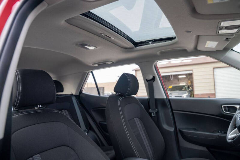 2025 Hyundai Venue SEL