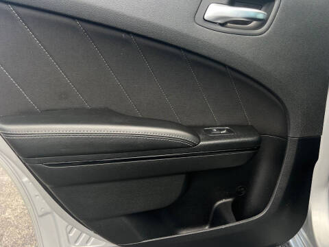 2020 Dodge Charger SXT