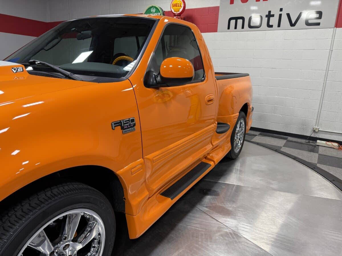 2003 Ford F-150 21