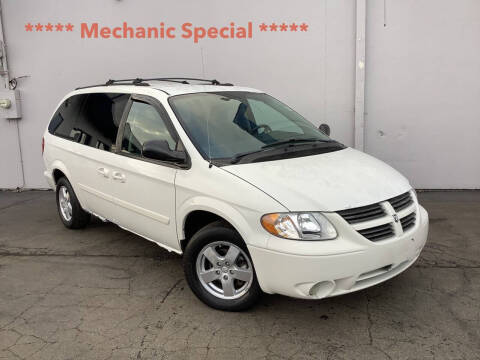 2005 Dodge Grand Caravan SXT