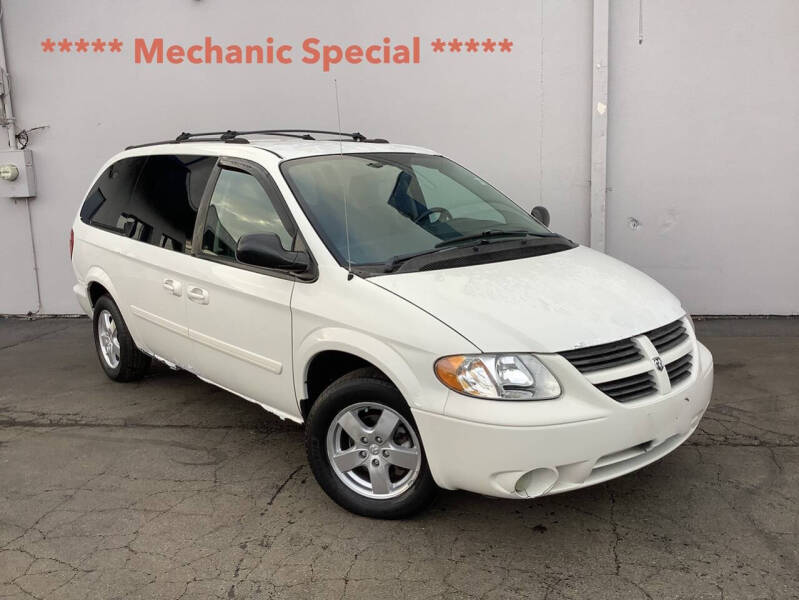 2005 Dodge Grand Caravan SXT