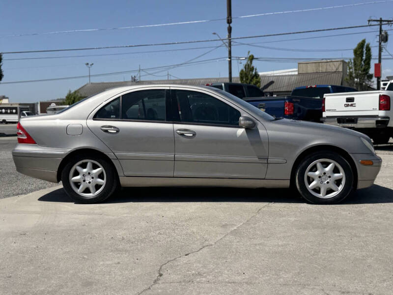 2004 Mercedes-Benz C-Class C 320 4MATIC