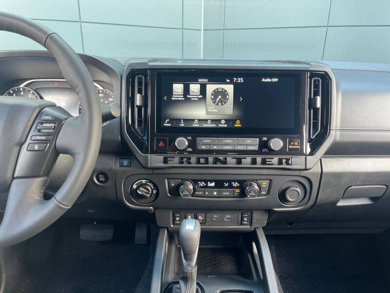 2026 Nissan Frontier SV