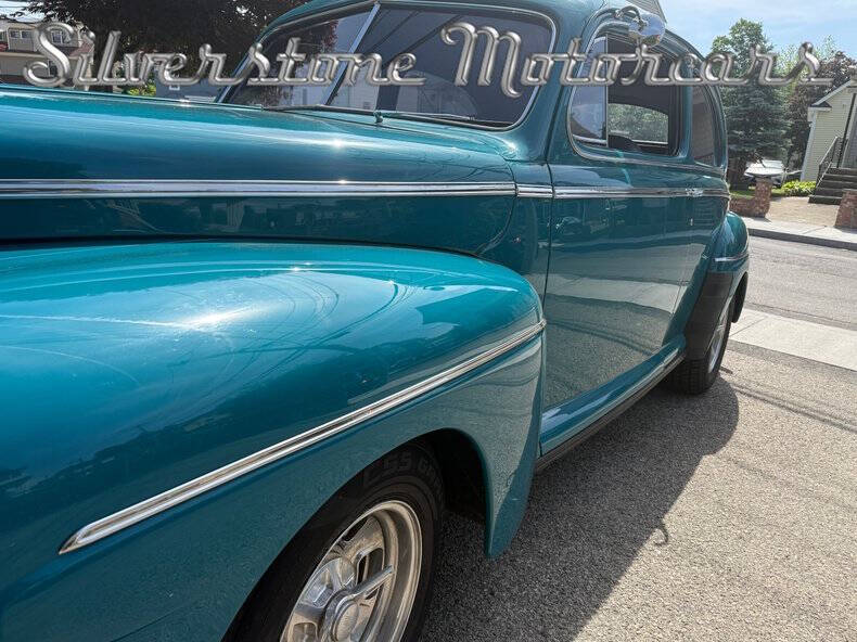 1946 Ford Super Deluxe