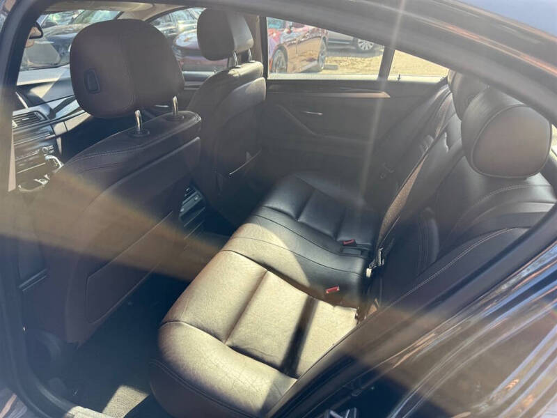 2015 BMW 5 Series 528i xDrive