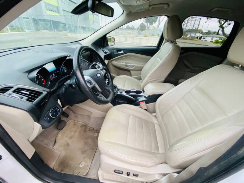 2014 Ford Escape Titanium - Photo 12