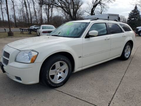 2006 Dodge Magnum for sale at Kachar's Used Cars Inc in Monroe MI
