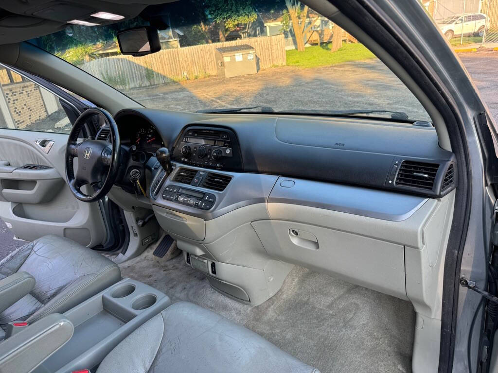 2009 Honda Odyssey for sale at Autolink in Kansas City, KS