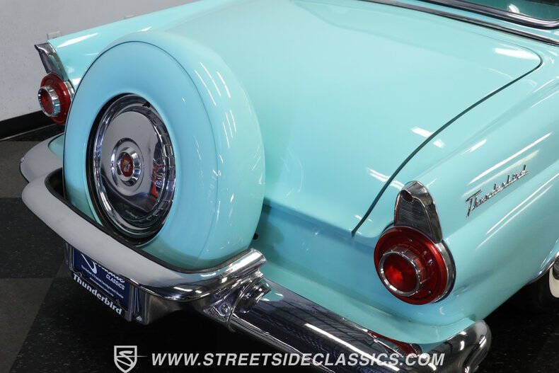 1956 Ford Thunderbird