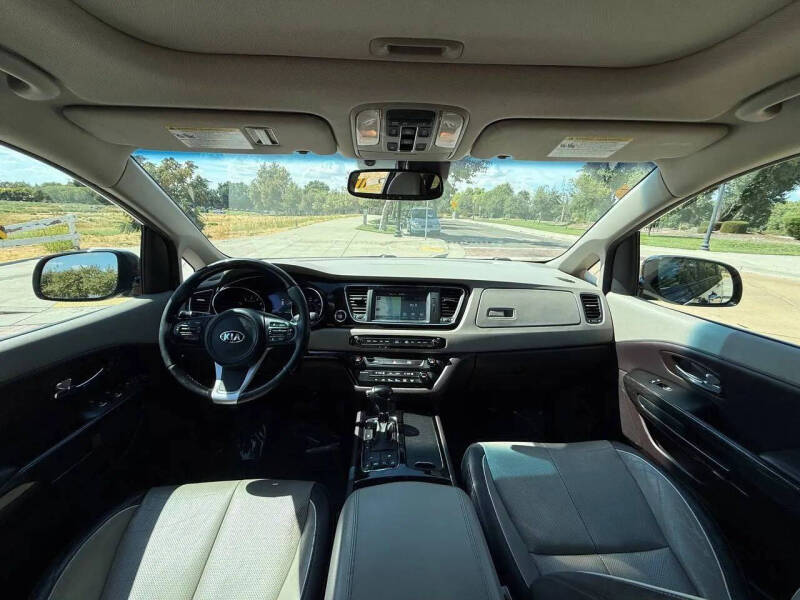 2016 Kia Sedona Limited