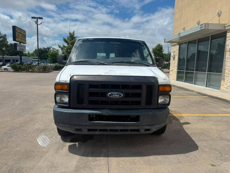 2009 Ford E-Series E-250