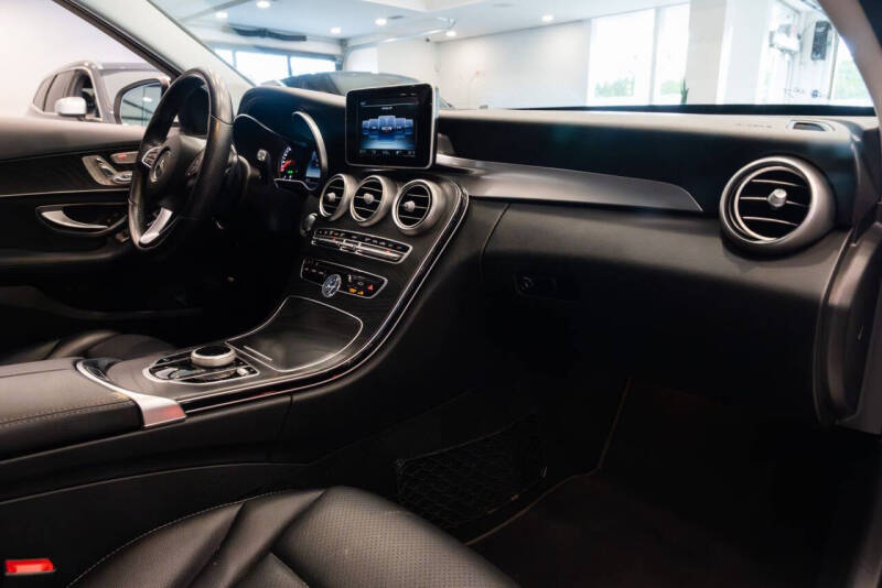 2017 Mercedes-Benz C-Class