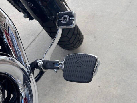 2009 Harley-Davidson DYNA FAT BOB