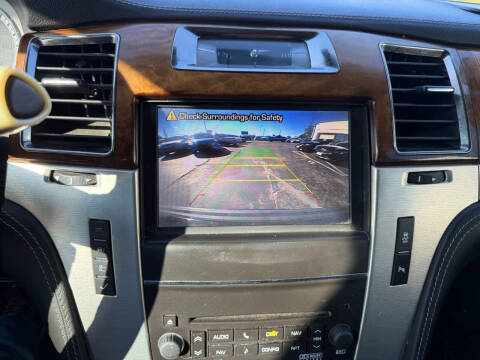 2014 Cadillac Escalade Platinum