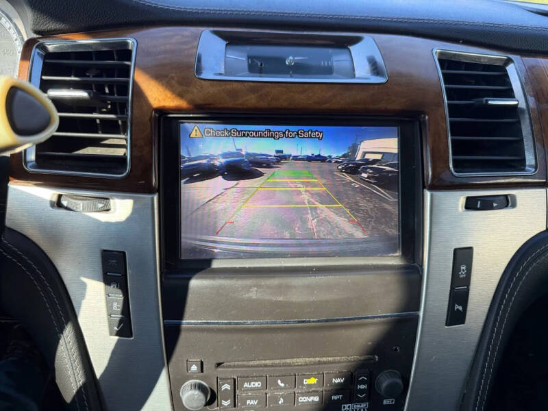 2014 Cadillac Escalade Platinum