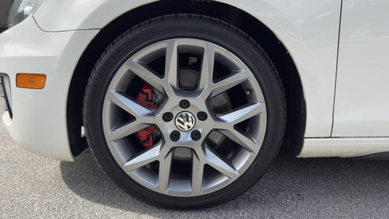 2013 Volkswagen GTI Wolfsburg Edition