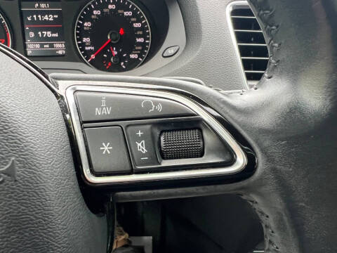 2015 Audi Q3 2.0T quattro Prestige