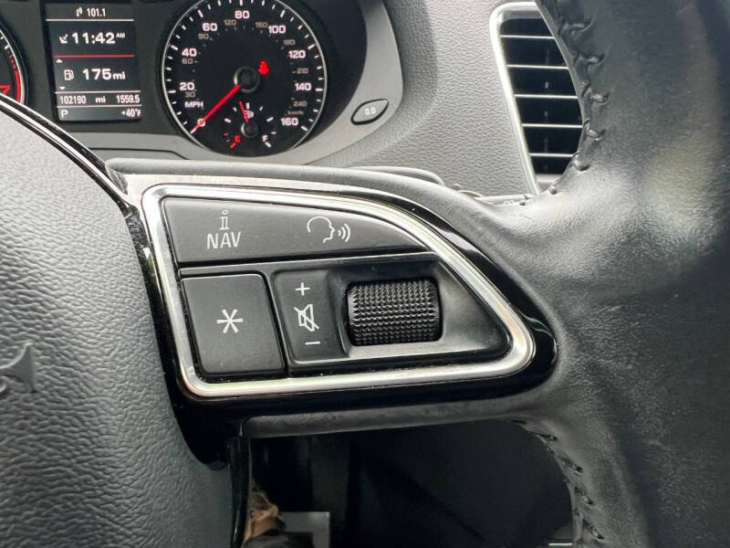 2015 Audi Q3 2.0T quattro Prestige