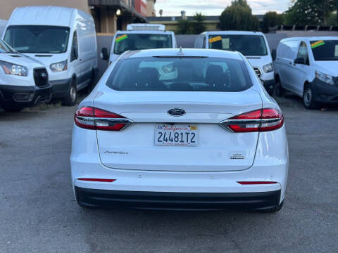 2020 Ford Fusion Hybrid SE