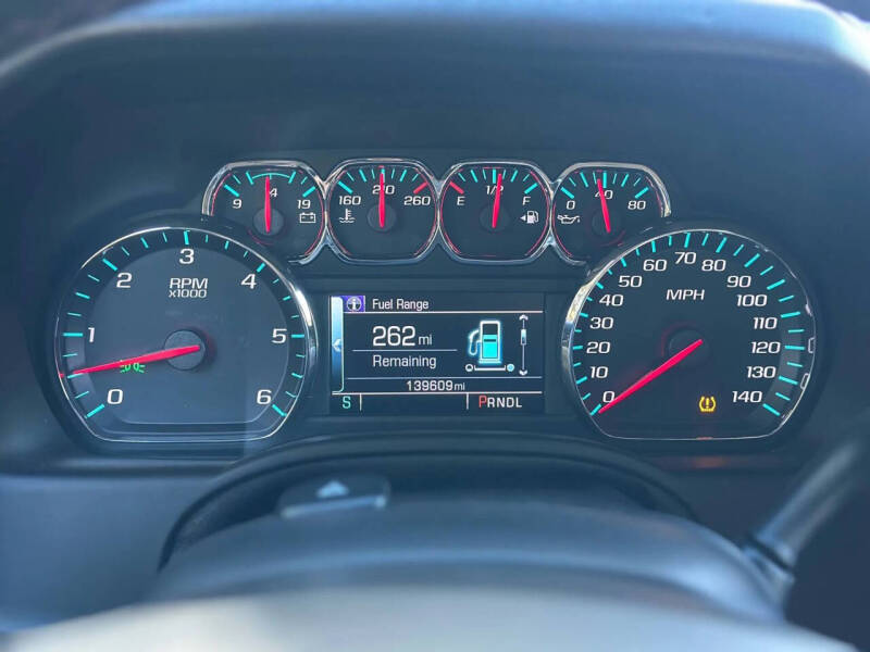 2017 GMC Yukon XL SLT