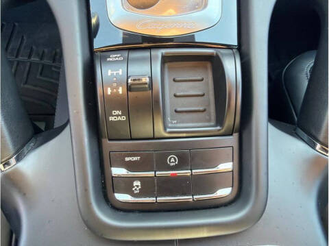 2017 Porsche Cayenne S
