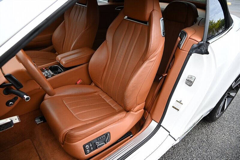 2013 Bentley Continental 30