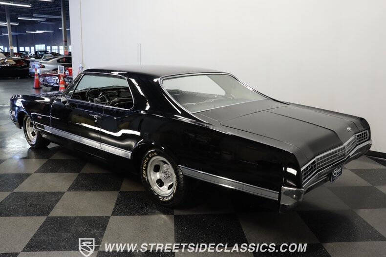 1966 Oldsmobile Starfire