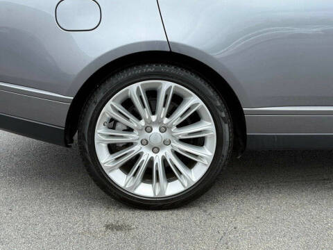 2020 Land Rover Range Rover P525 HSE