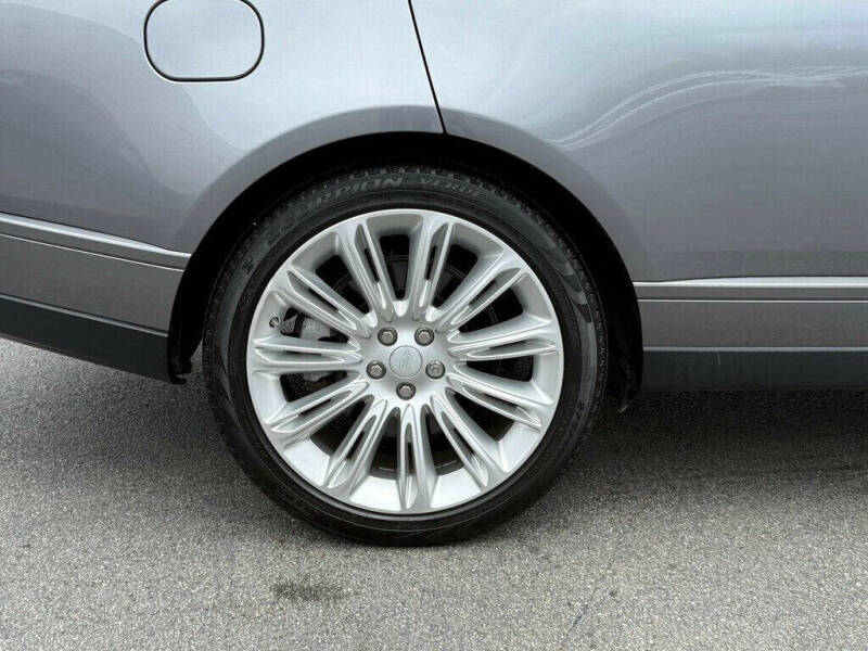 2020 Land Rover Range Rover P525 HSE