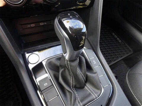 2024 Volkswagen Taos SE 4Motion