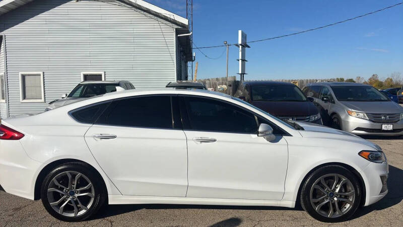 2019 Ford Fusion SEL