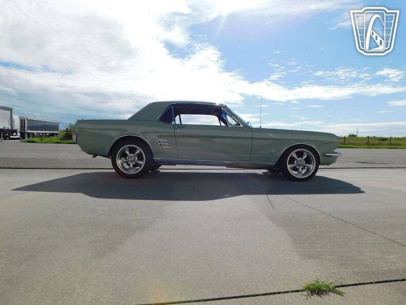 1966 Ford Mustang