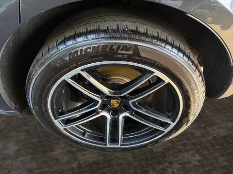 2021 Porsche Macan