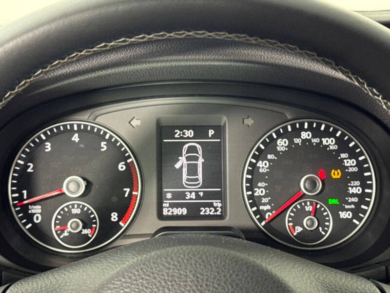 2015 Volkswagen Passat 1.8T Sport