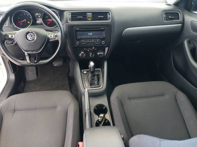 2015 Volkswagen Jetta SE