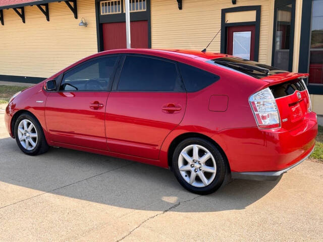 2008 Toyota Prius for sale at BANKERS AUTOS in Denton, TX