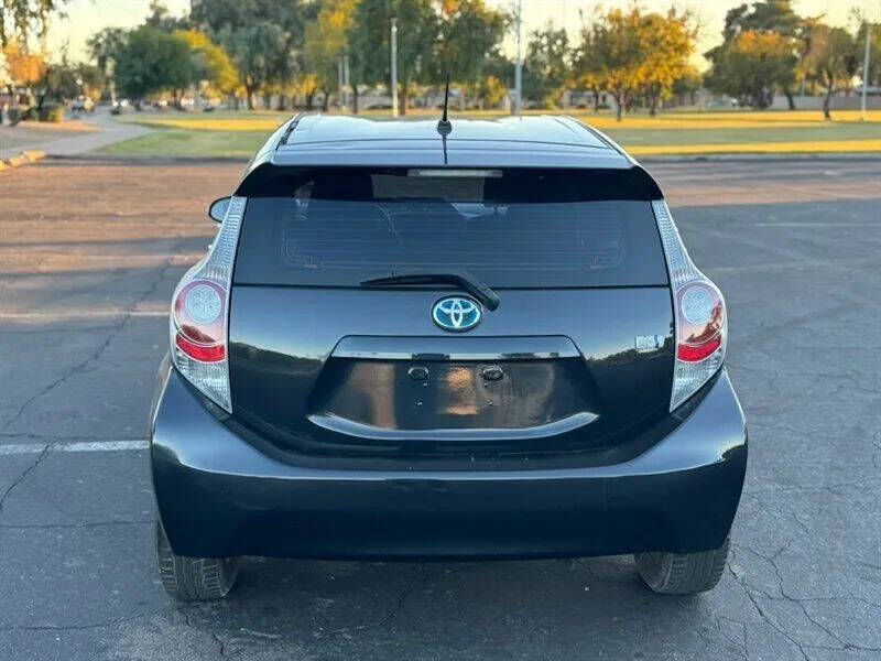 2012 Toyota Prius c