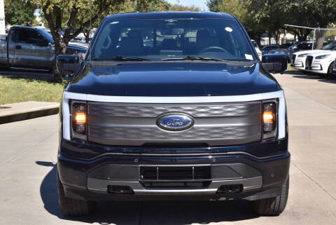 2023 Ford F-150 Lightning Lariat
