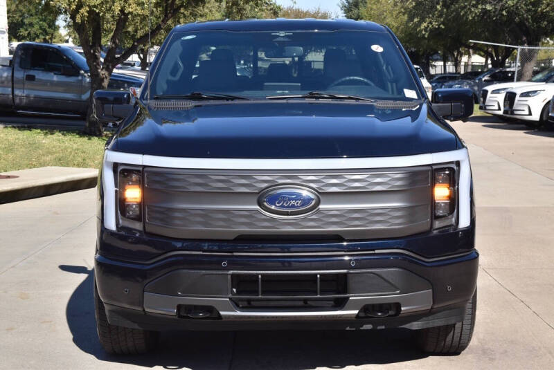 2023 Ford F-150 Lightning Lariat