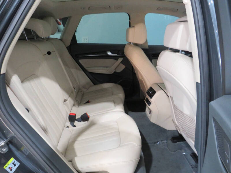 2020 Audi Q5 e quattro Premium Plus 55 TFSI