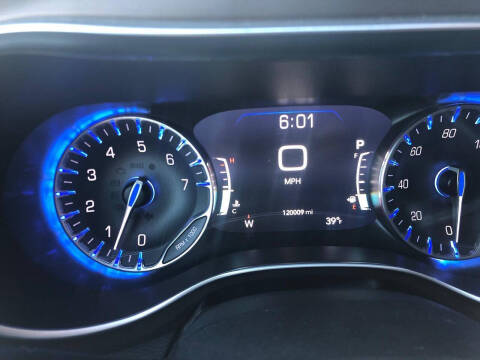 2017 Chrysler Pacifica Touring-L Plus